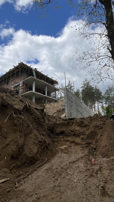 Будівництво Будинків