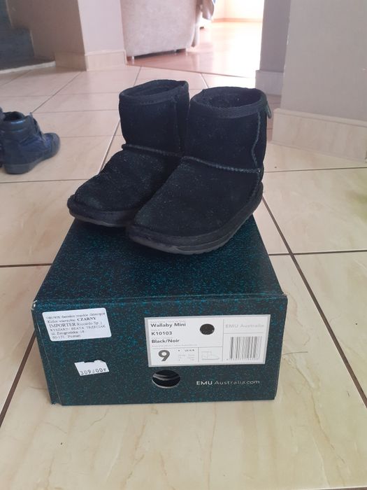 Buciki dziewczęce, emu Australia,  Adidas rozm 26