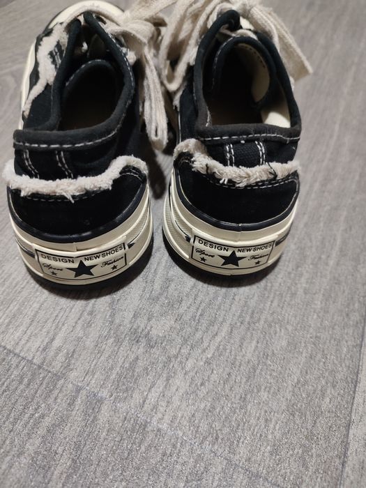 Конверси кеди для дівчинки