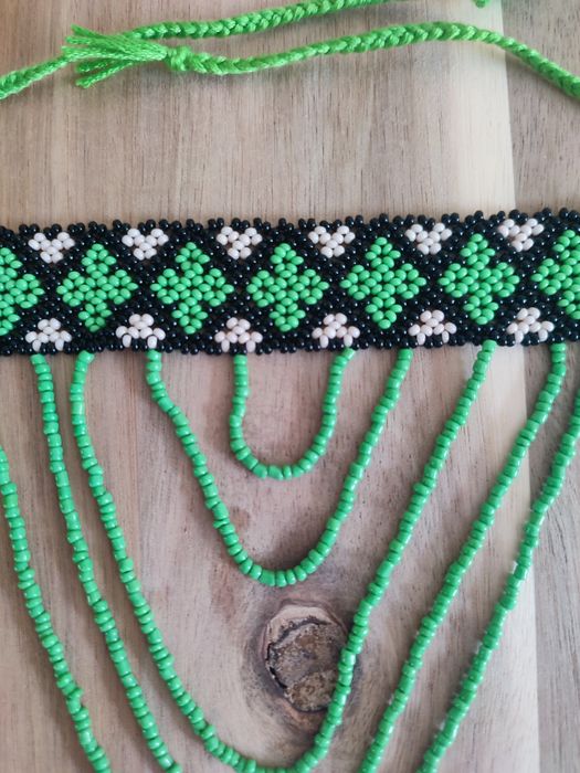 Naszyjnik z koralików Preciosa. Handmade.