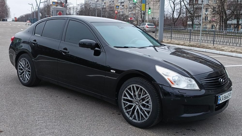 Продам Infinity G35