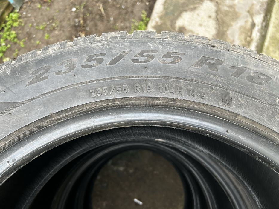 Шини зимові 235/55 R18 PIRELLI