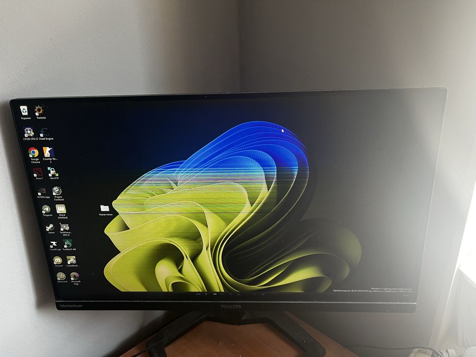 Монітор Philips Momentum [24] — на запчастини