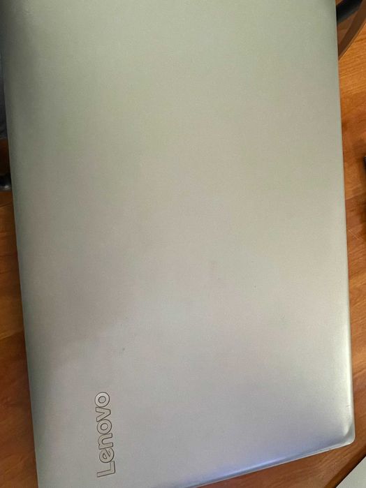 Portátil Lenovo Ideapad 330-15ICH