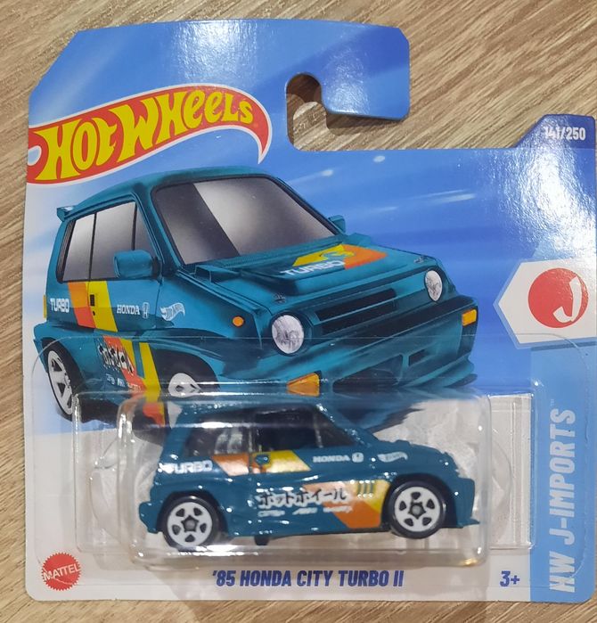 Vendo Hot Wheels sem qualquer dano na embalagem. Aceito trocas