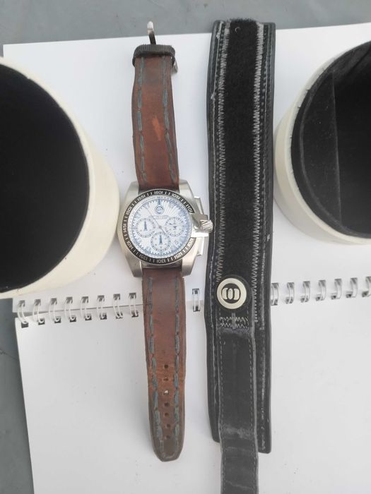 Вінтажний годинник Animal Hurricane  Chronograph 200m England