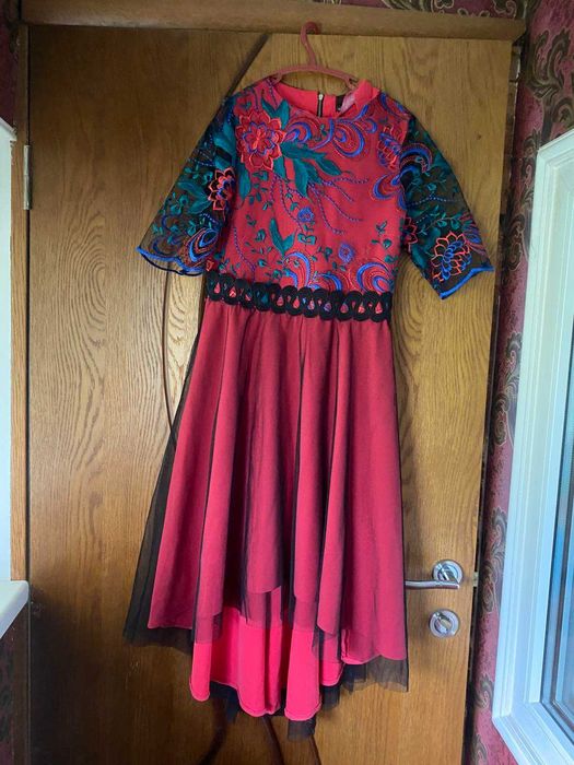 Сукня для дівчинки