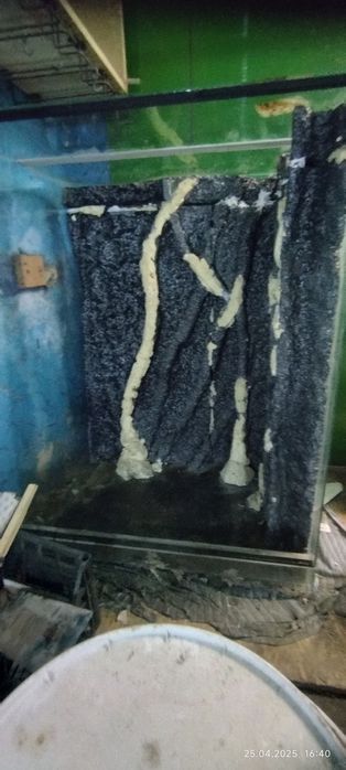 Terarium o wymiarach 110x80x65