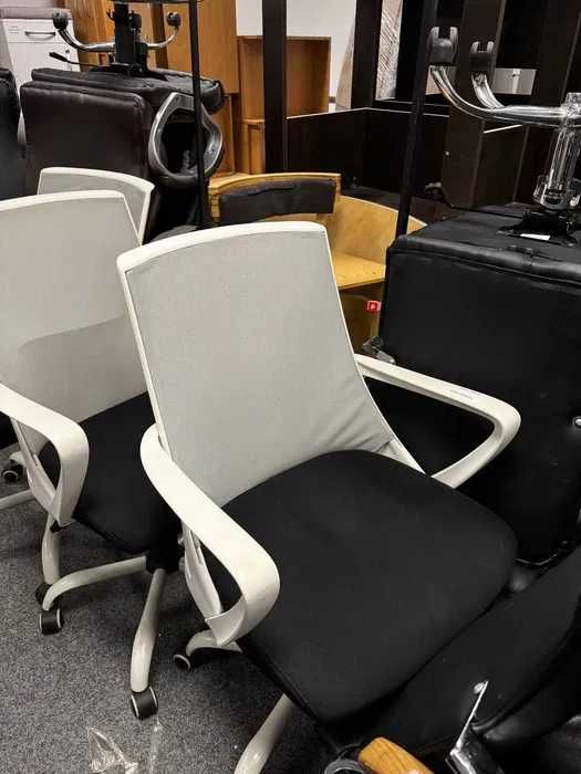 Столи письмові прямі кутові лофт компʼютерні