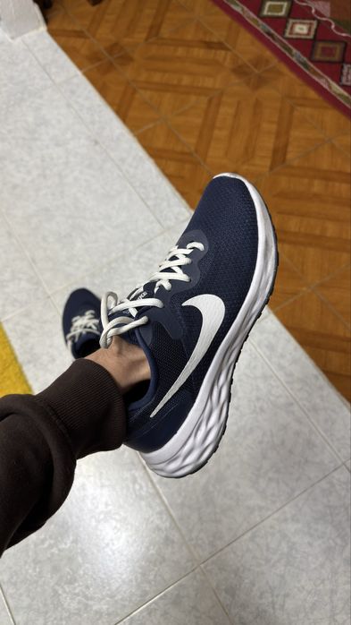Sapatilhas Nike Revolution 6