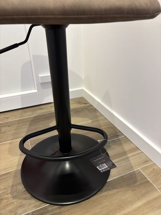 Banco alto para ilha ou bar