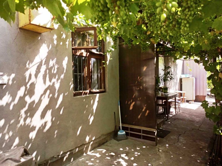 Дом на участке 5 соток. Киевский район