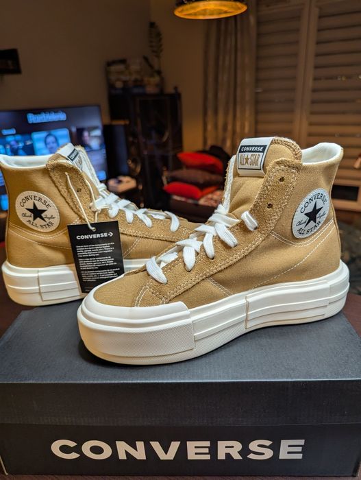 Nowe buty Converse 38