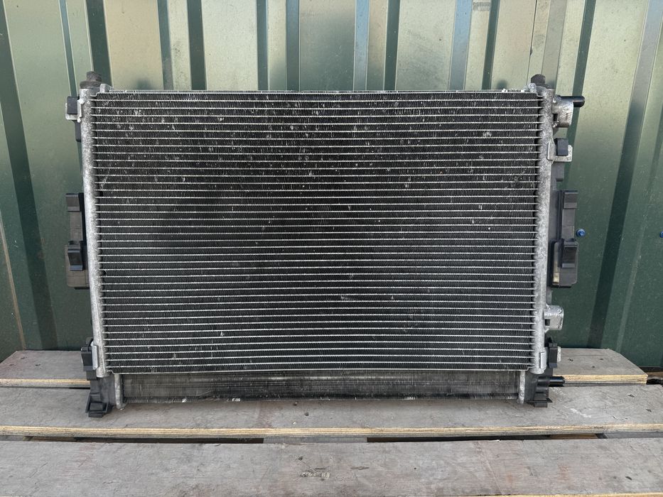 Вентилятор радиатора диффузор Renault Scenic Megane