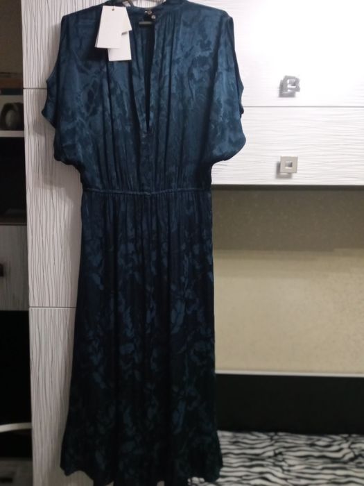 Неймовірна святкова сукня MbyM р 48-50 нова