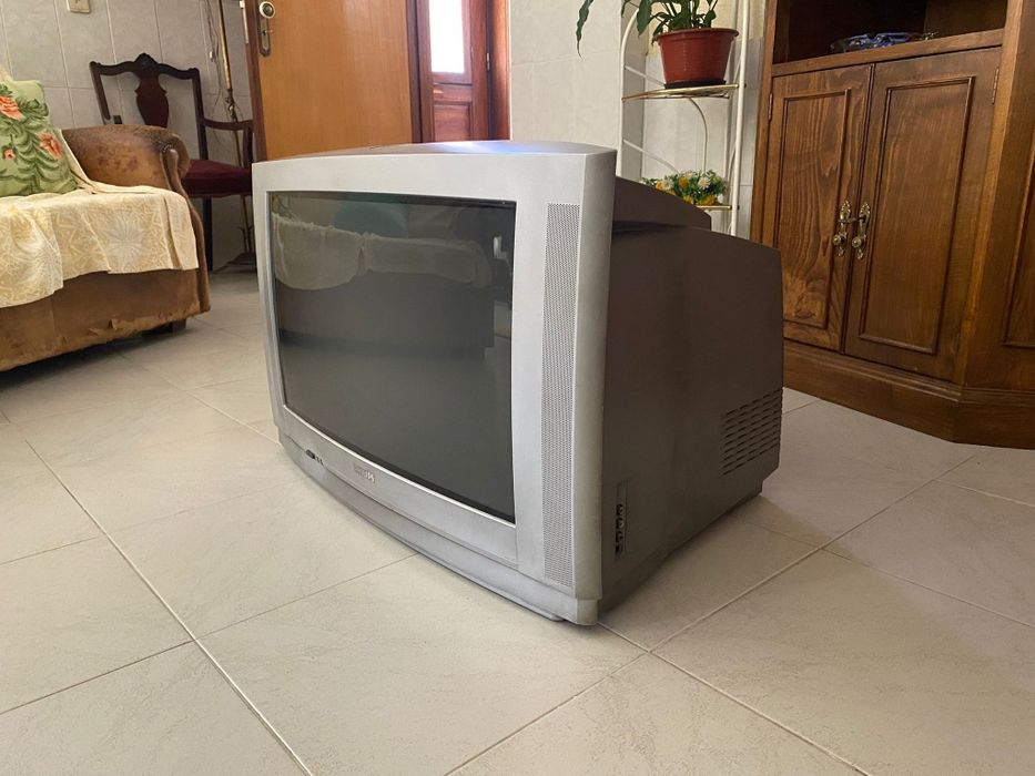 TV Philips a funcionar