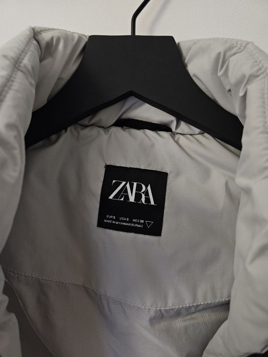 Puchowa kurtka bez rękawów ZARA
