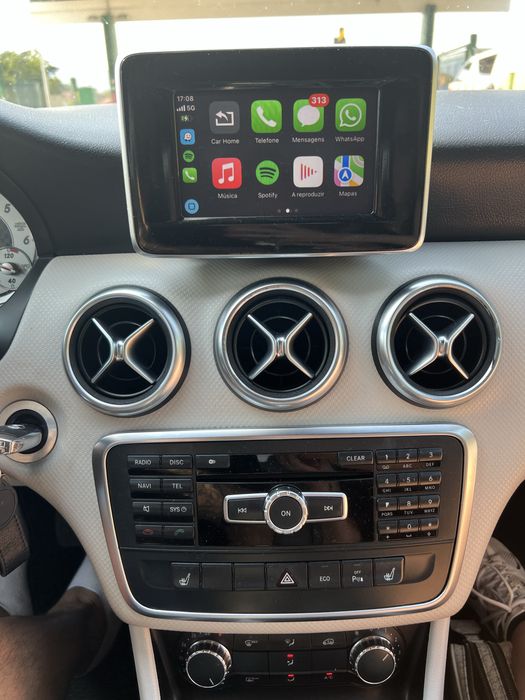 Mercedes benz A180