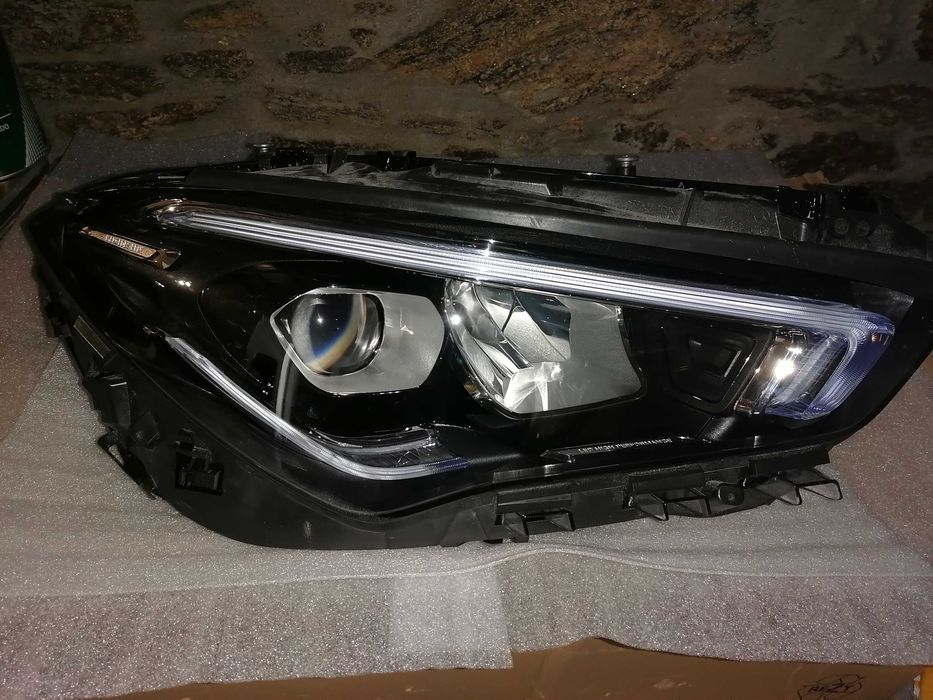 Farol Mercedes cla w118 ótica óptica Led original