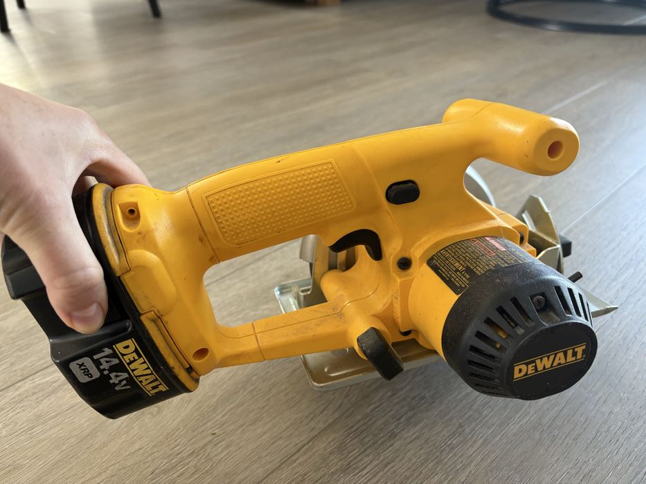 Pilarka tarczowa DeWalt