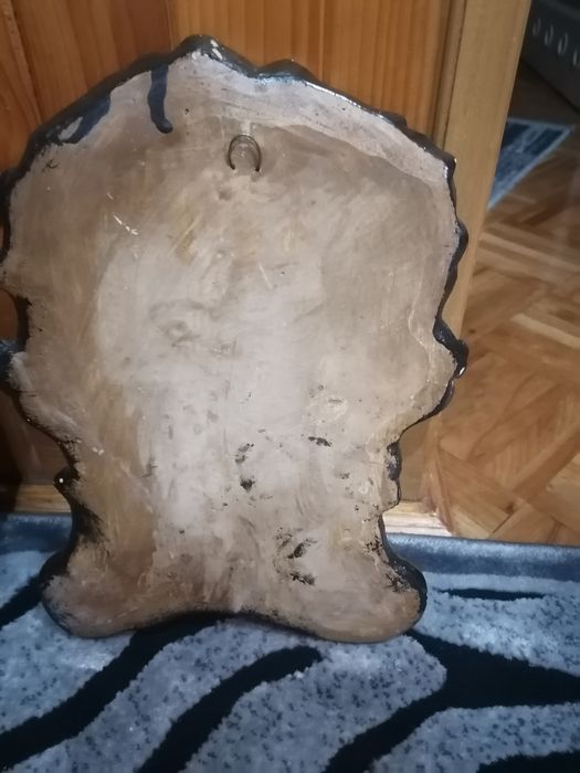 Rzeźba do powieszenia na ścianę