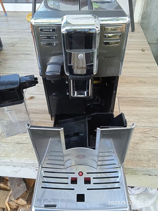 Кавоварка Saeco incanto