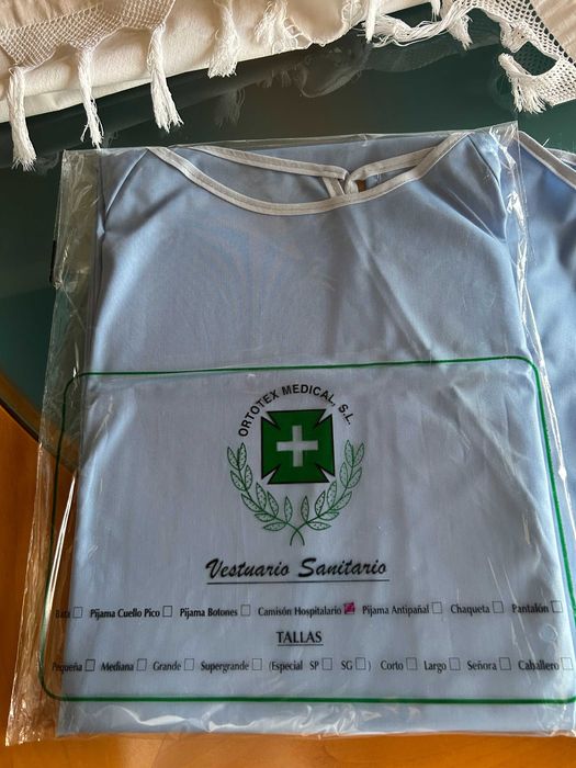 Camisola hospitalar  - com tiras -  poliester azul  (nova)