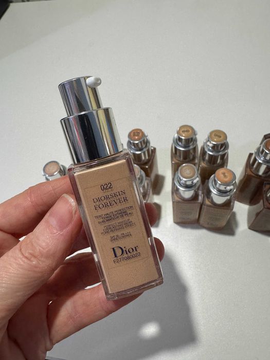 Тональна основа Dior Forever Teint Tenue 24h Haute Perfection
