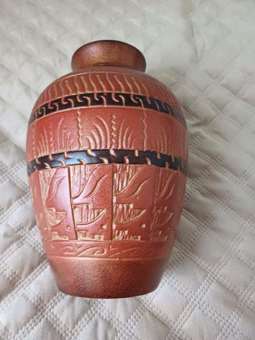 Piękny wazon ceramiczny