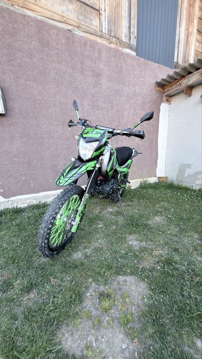 Geon 250 X-Road 2022