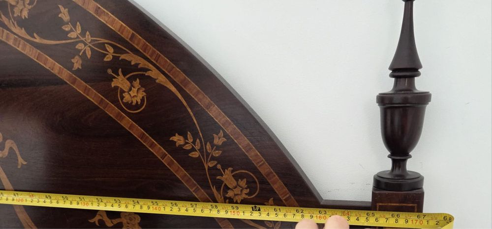 Cabeceira de Cama Dona Maria (madeira nobre e pesada)