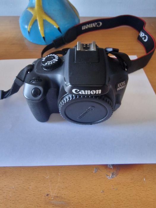 Canon Eos 4000D (corpo)