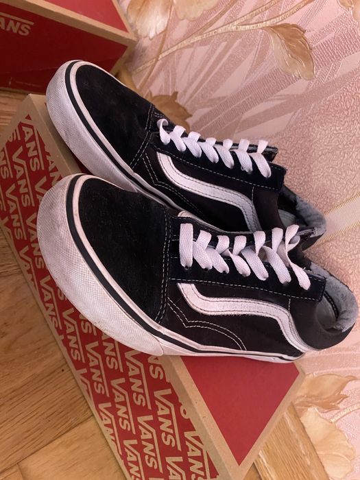 Продам оригінальні ванси олд скул vans old skool