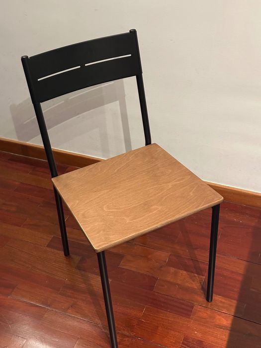 Cadeiras IKEA como novas em Ótimo Estado