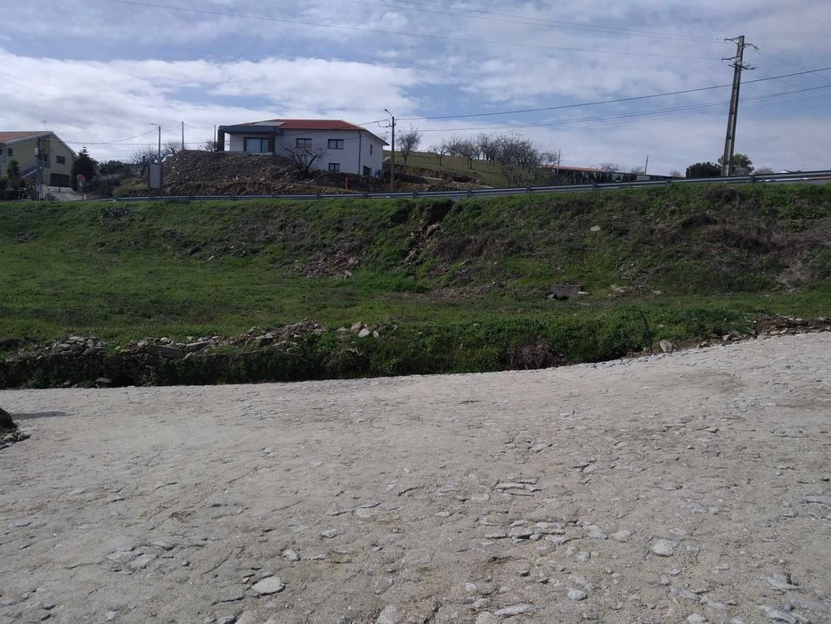 Terreno 1.800m2 para construção.