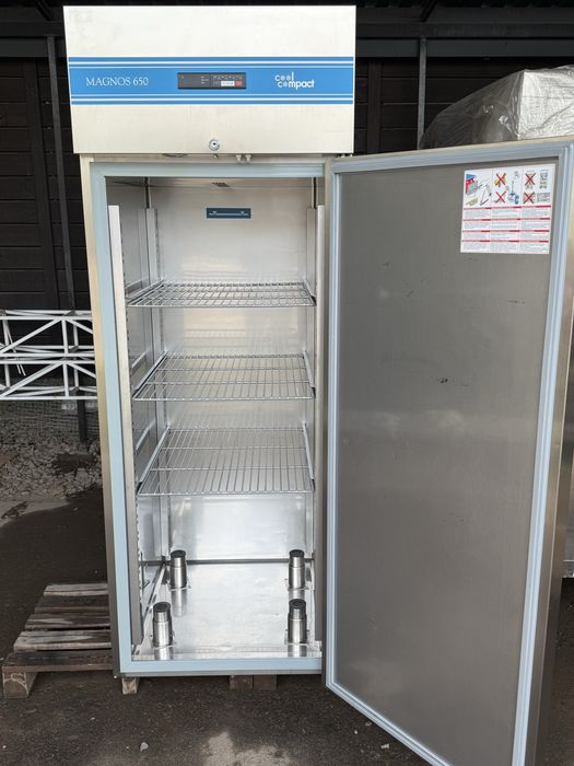 Холодильник професійний Cool Compact Magnos 650 л GN 2/1 HKMN065-MS