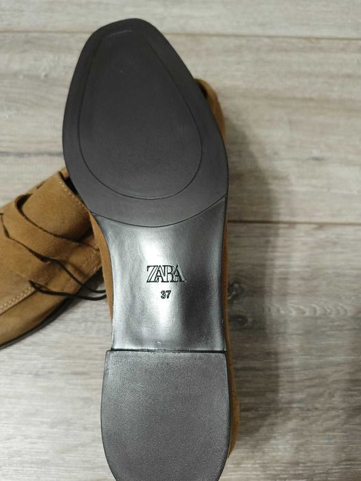 Замшеві лофери Zara 37р.