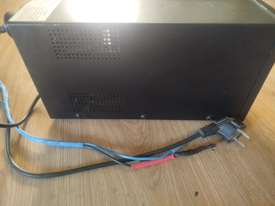 Пристрій безперебійного живлення logic power k650va