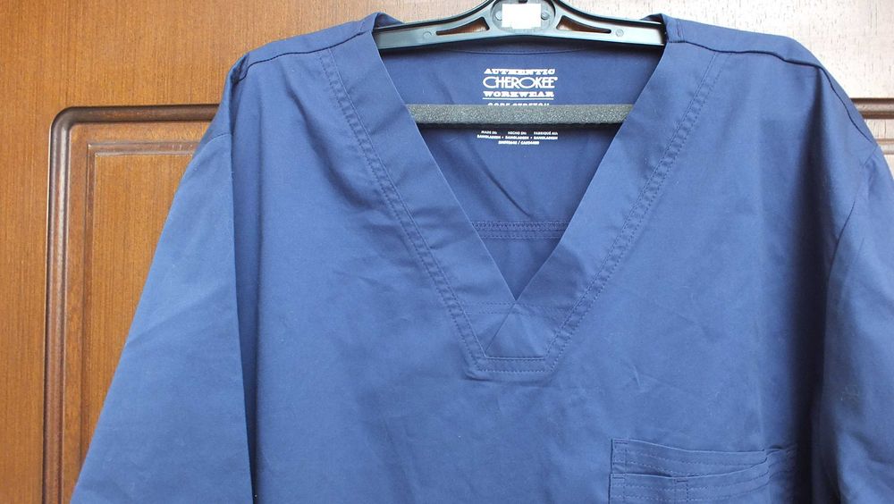 Super bluza medyczna marki CHEROKEE roz L