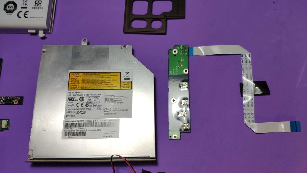 PEÇAS Packard Bell Easynote SB87 peças Intel T8300 LCD 17"64752054046978124