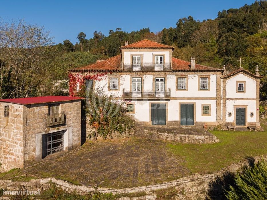 Quinta T4+6 com vista para o Rio Douro, em Baião, Porto