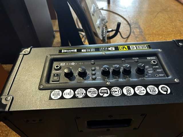 BLACKSTAR - ID CORE 40 V3 - impecável