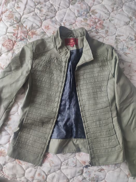 Sprzedam kurtkę damską rozm.M