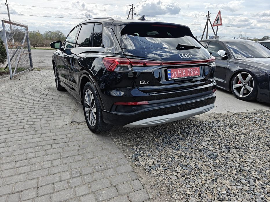 Audi Q4 e-tron 82kw