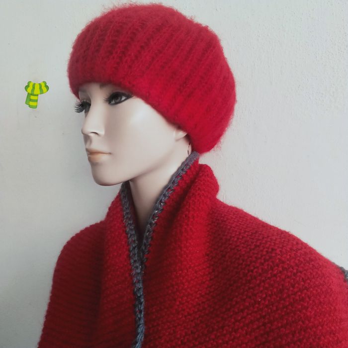 Beret moherowy, czerwony, dwuwarstwowy