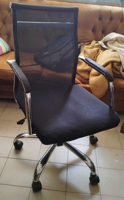 [Para Despachar] Cadeira gaming e outras usadas
