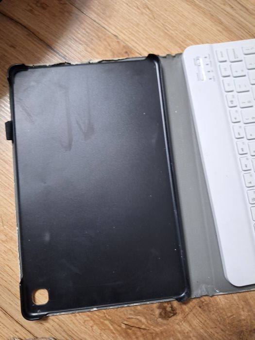 Samsung Galaxy Tab S6 lite + klawiatura + etui