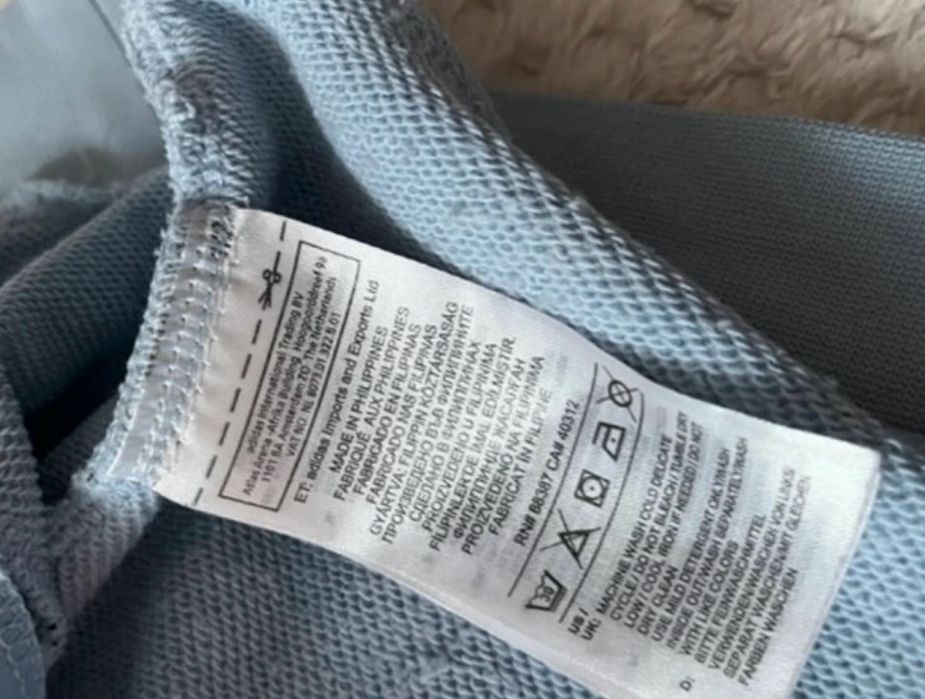 Bluza adidas kaptur błękitna napisy