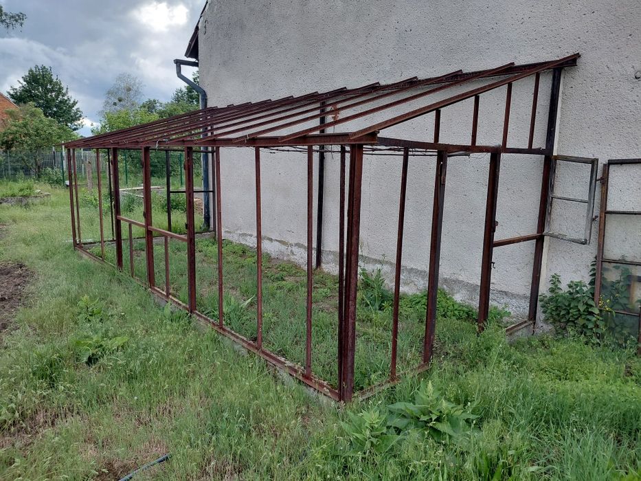 Szklarnia metalowa