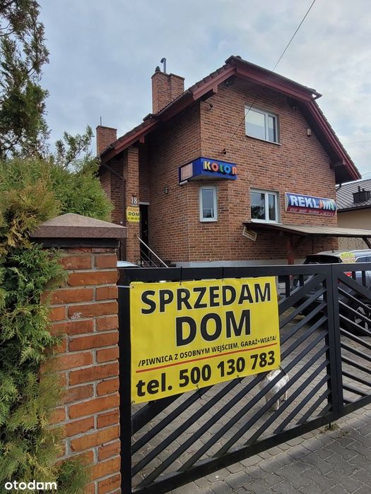 Podklasztorze Dom gotowy do mieszkania  Media Miejskie Super Sąsiedzi